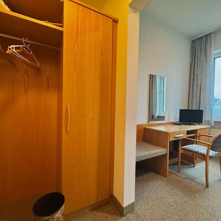 Ar Airport Hotel Rüsselsheim Dış mekan fotoğraf